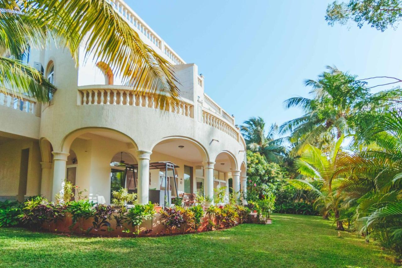 Saffronstays La Casa Maestro, Kashid - Spanish-Style Luxury Villa Near Kashid Beach 외부 사진