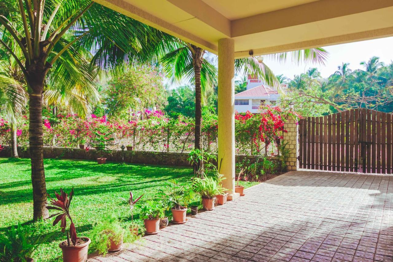 Saffronstays La Casa Maestro, Kashid - Spanish-Style Luxury Villa Near Kashid Beach 외부 사진