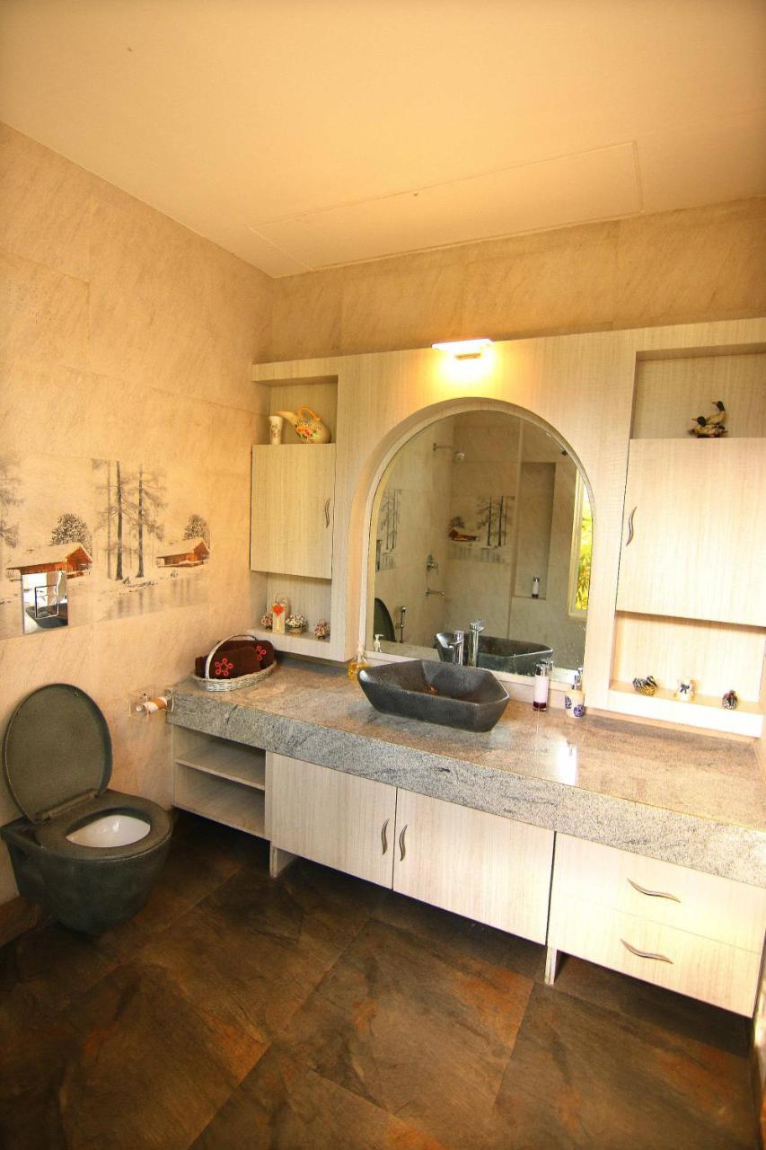 Saffronstays La Casa Maestro, Kashid - Spanish-Style Luxury Villa Near Kashid Beach 외부 사진