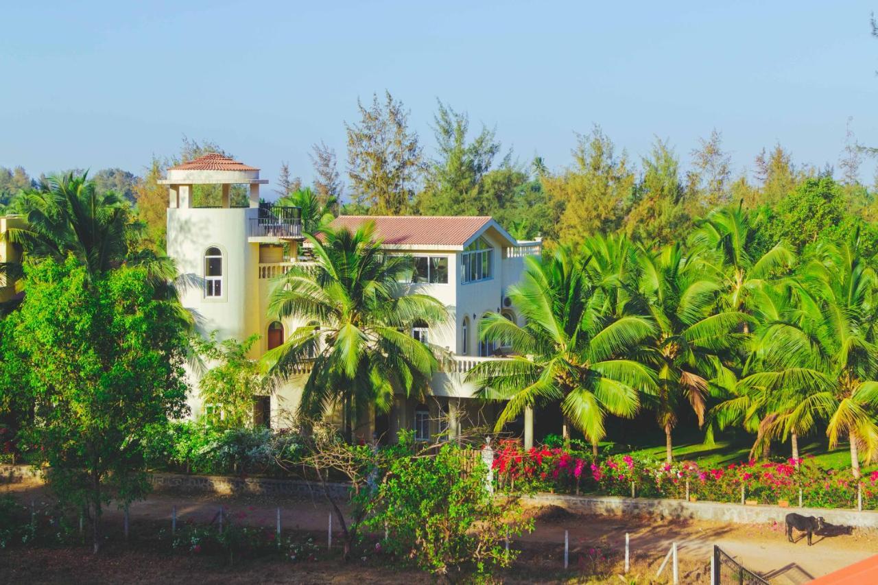 Saffronstays La Casa Maestro, Kashid - Spanish-Style Luxury Villa Near Kashid Beach 외부 사진