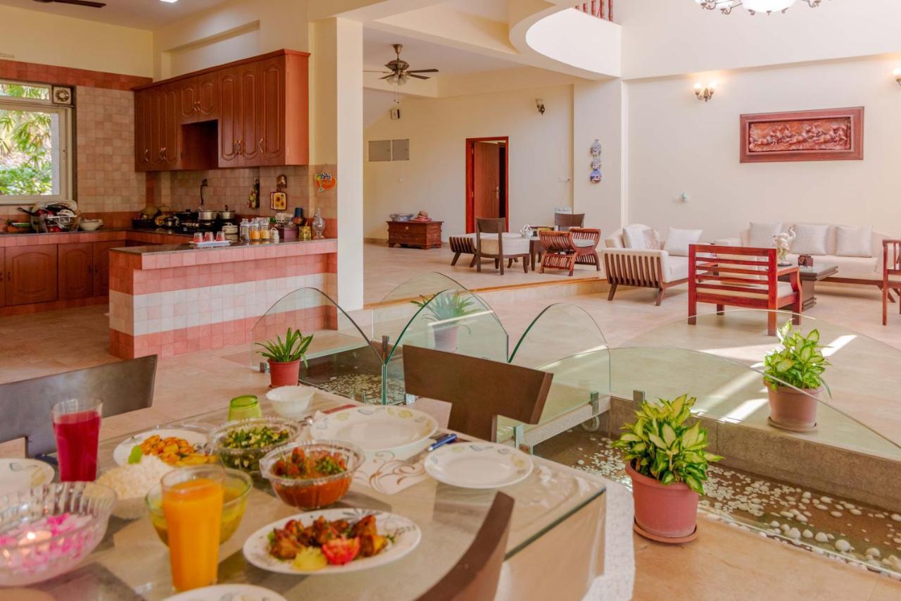 Saffronstays La Casa Maestro, Kashid - Spanish-Style Luxury Villa Near Kashid Beach 외부 사진